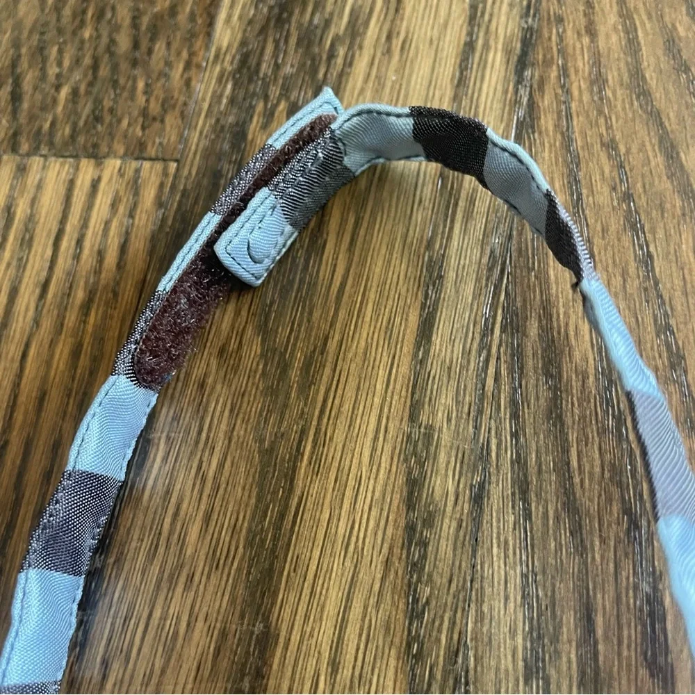 3/$10  Gymboree boy’s striped tie